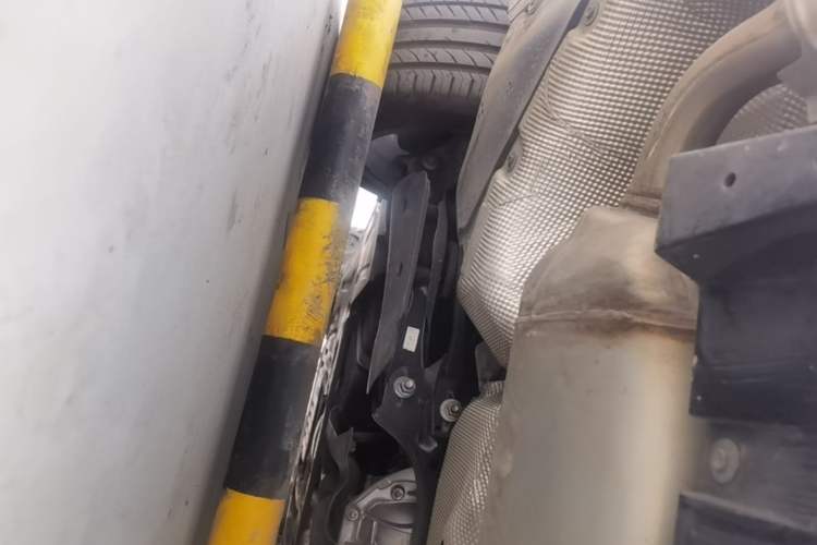 Used BMW 3 Series 2023 325Li M Sport Package Chassis Rear Left