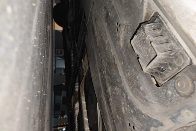 Used BMW 3 Series 2023 325i M Sport Package Chassis Rear Left