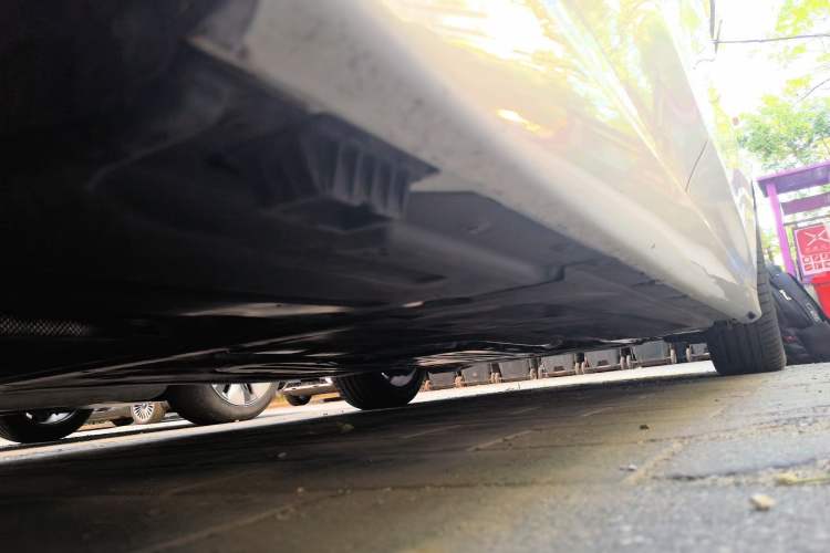 Used BMW 3 Series 2023 325Li M Sport Package Chassis Rear Right