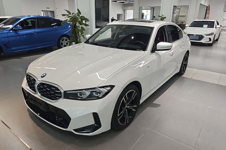 Used BMW 3 Series 2023 325i M Sport Package Guazi used car, China used car export, Used car for sale, Used cars, Cheapest cars for sale