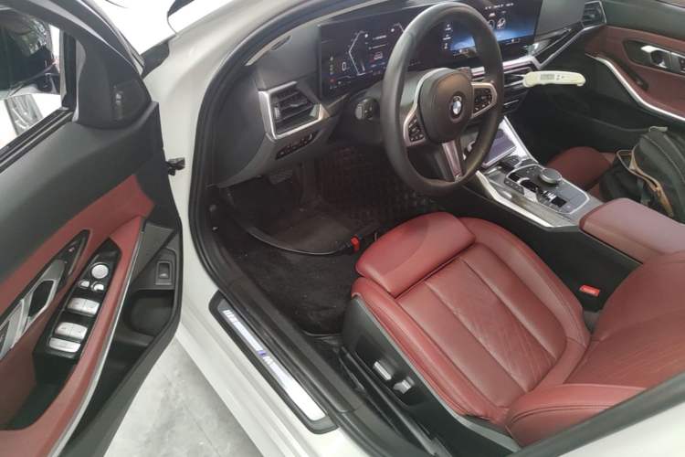 Used BMW 3 Series 2023 325Li M Sport Night Edition Package Driver Seat