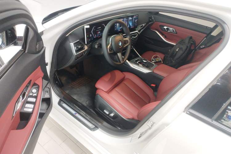 Used BMW 3 Series 2023 325Li M Sport Night Edition Package Driver Seat