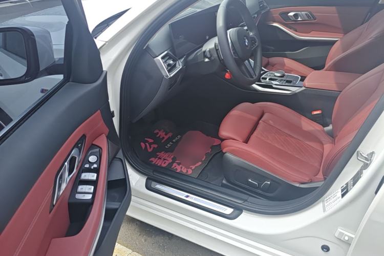 Used BMW 3 Series 2023 320Li M Sport Package Driver Seat
