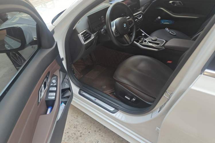 Used BMW 3 Series 2023 325Li M Sport Package Driver Seat