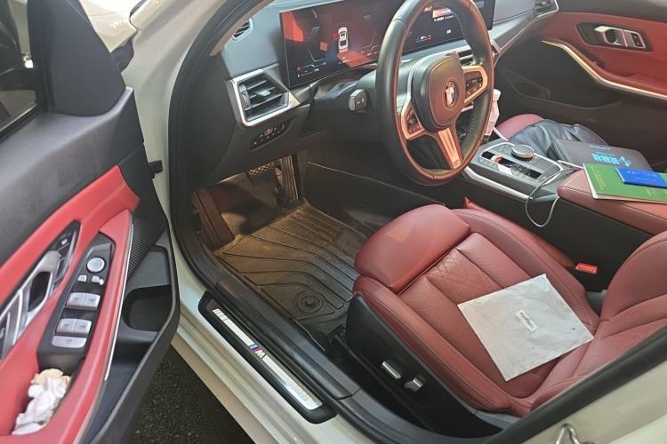 Used BMW 3 Series 2023 325i M Sport Package Driver Seat