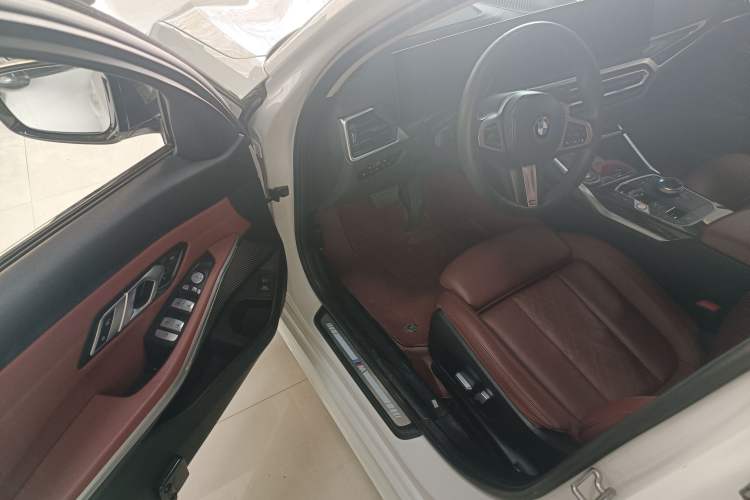 Used BMW 3 Series 2023 325Li M Sport Package Driver Seat