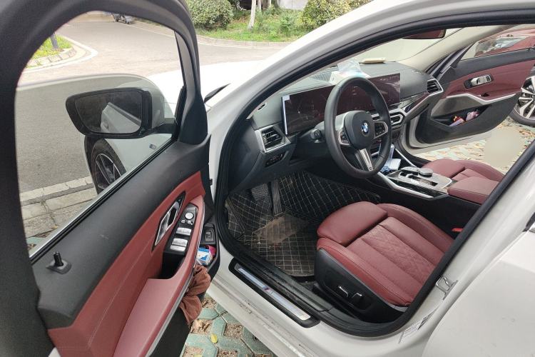 Used BMW 3 Series 2023 325Li M Sport Package Driver Seat
