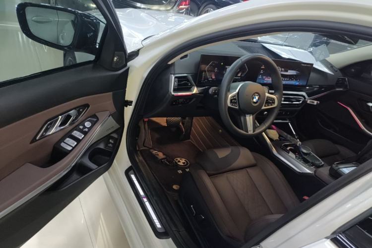 Used BMW 3 Series 2023 325Li M Sport Night Edition Package Driver Seat