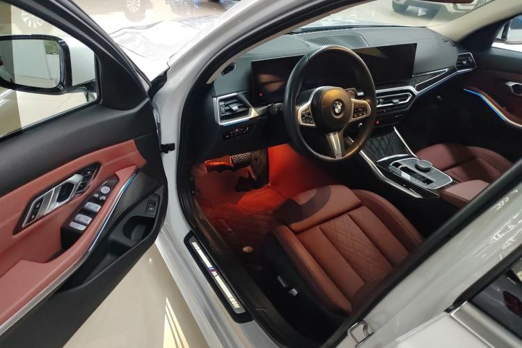 Used BMW 3 Series 2023 325Li xDrive M Sport Package Driver Seat