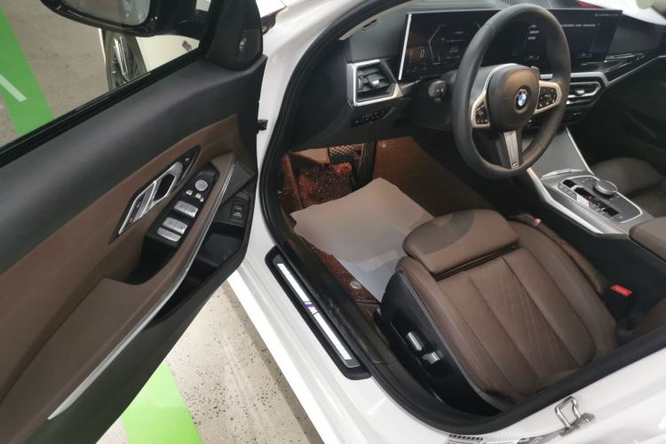 Used BMW 3 Series 2023 325Li M Sport Night Edition Package Driver Seat
