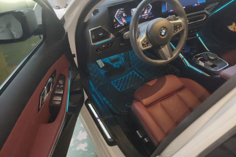Used BMW 3 Series 2023 320Li M Sport Package Driver Seat