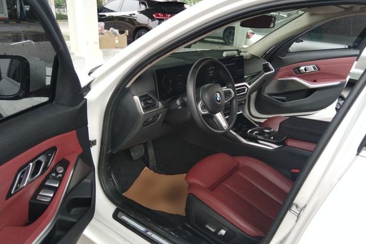 Used BMW 3 Series 2023 320Li M Sport Package Driver Seat