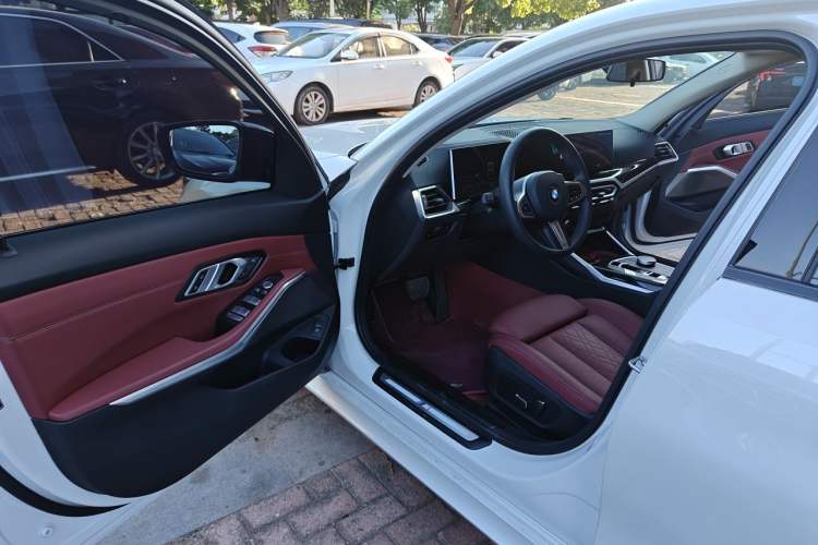 Used BMW 3 Series 2023 325Li M Sport Package Driver Seat