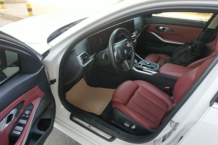 Used BMW 3 Series 2023 320Li M Sport Package Driver Seat