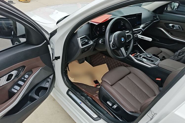Used BMW 3 Series 2023 325Li M Sport Package Driver Seat