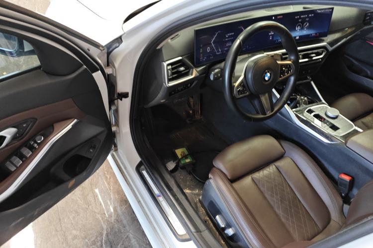 Used BMW 3 Series 2023 325Li M Sport Package Driver Seat