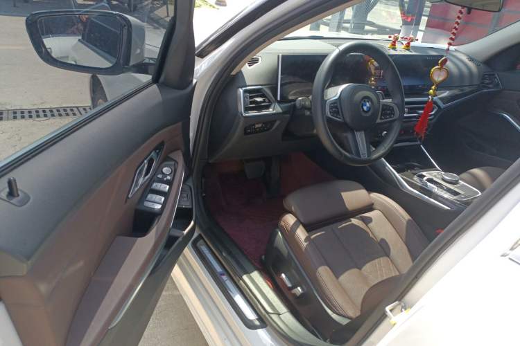 Used BMW 3 Series 2023 325Li M Sport Package Driver Seat