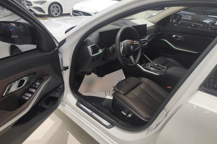 Used BMW 3 Series 2023 325Li M Sport Package Driver Seat