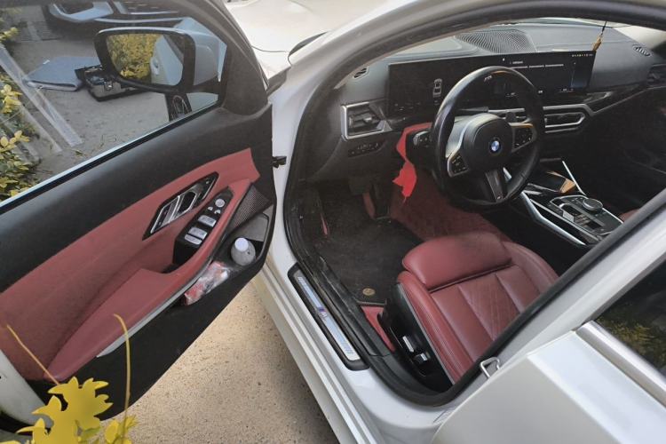 Used BMW 3 Series 2023 320Li M Sport Package Driver Seat
