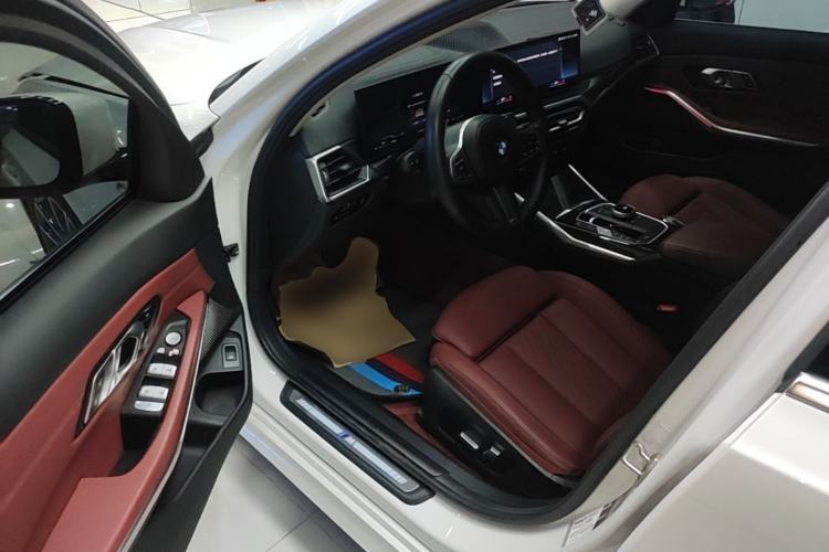 Used BMW 3 Series 2023 325Li M Sport Package Driver Seat