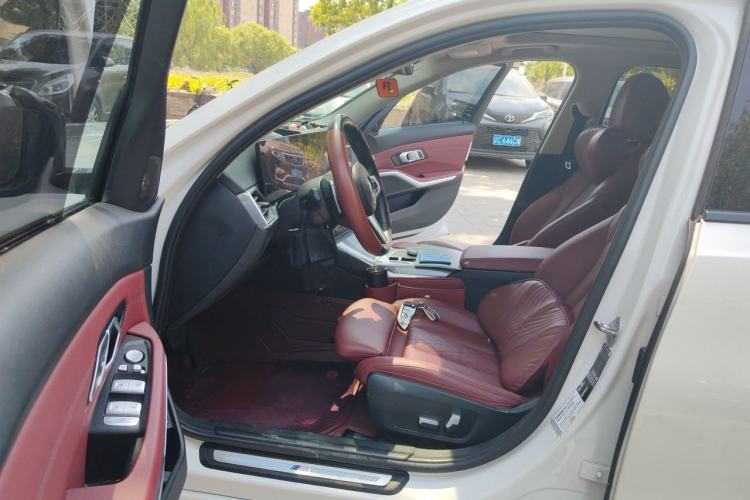 Used BMW 3 Series 2023 325Li M Sport Night Edition Package Driver Seat