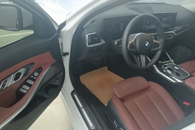 Used BMW 3 Series 2023 325Li M Sport Package Driver Seat