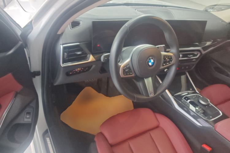 Used BMW 3 Series 2023 320Li M Sport Package Driver Seat