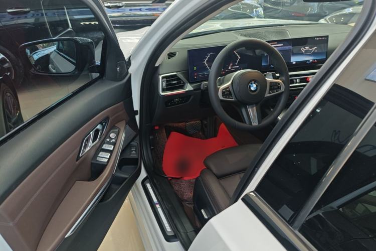 Used BMW 3 Series 2023 325Li M Sport Night Edition Package Driver Seat