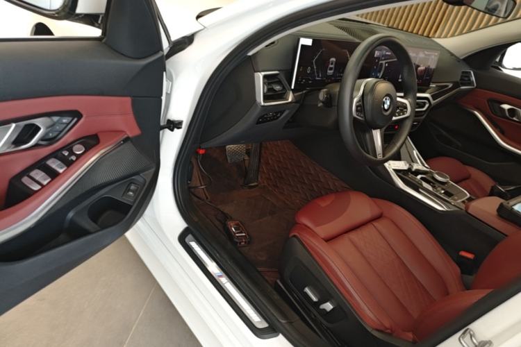 Used BMW 3 Series 2023 325Li M Sport Package Driver Seat