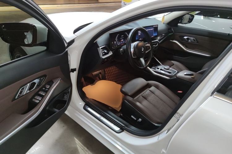 Used BMW 3 Series 2023 325Li M Sport Package Driver Seat
