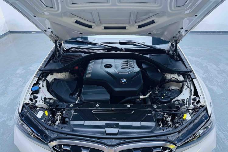 Used BMW 3 Series 2023 325Li M Sport Package Engine Bay