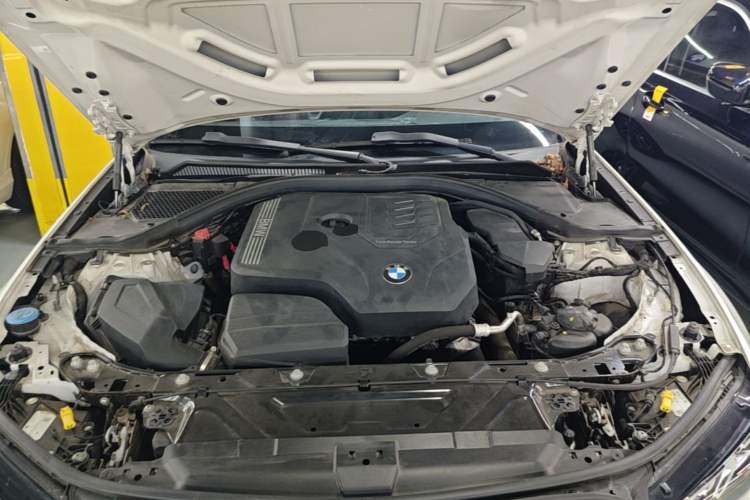 Used BMW 3 Series 2023 325Li M Sport Package Engine Bay