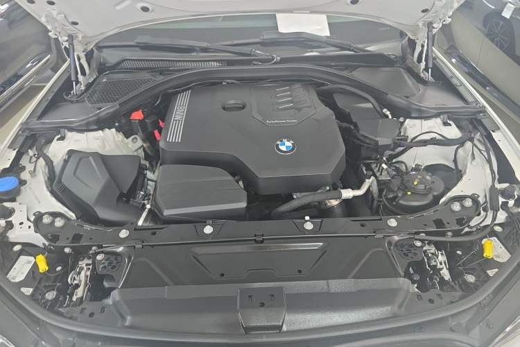 Used BMW 3 Series 2023 325Li M Sport Package Engine Bay