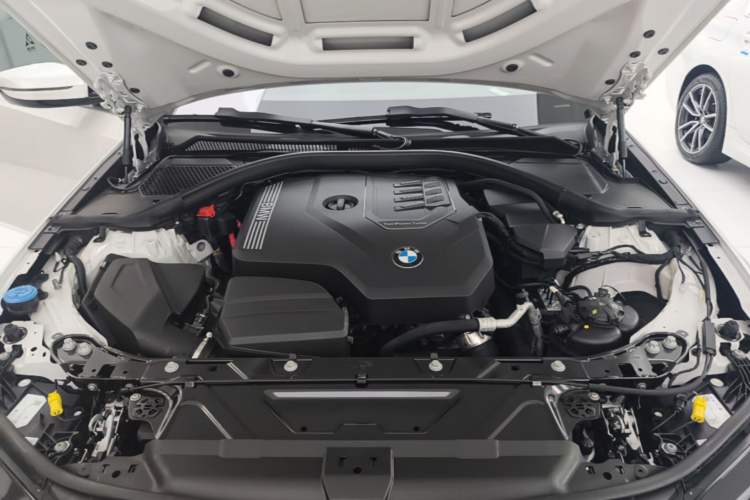Used BMW 3 Series 2023 320Li M Sport Package Engine Bay