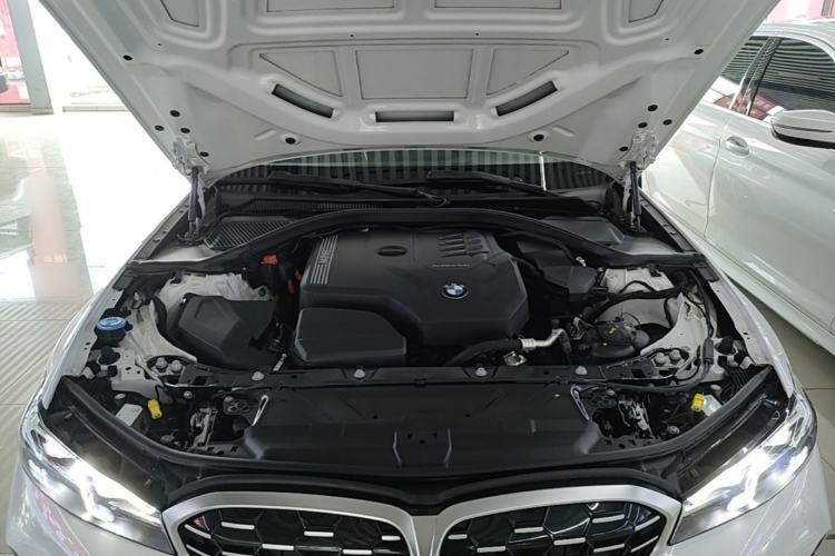 Used BMW 3 Series 2023 325i M Sport Package Engine Bay