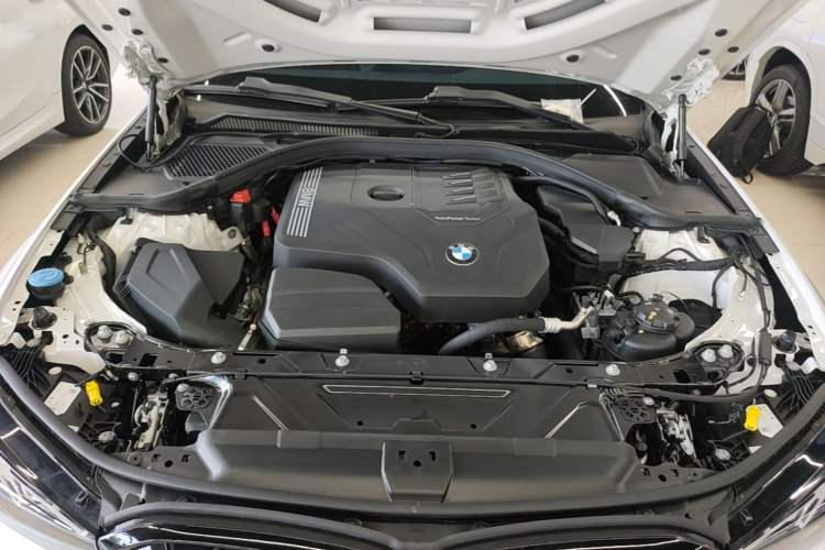 Used BMW 3 Series 2023 325i M Sport Package Engine Bay