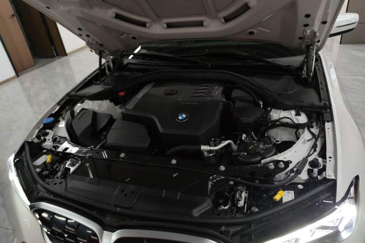 Used BMW 3 Series 2023 325Li M Sport Package Engine Bay