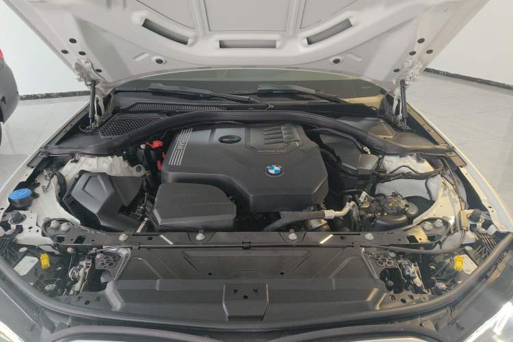 Used BMW 3 Series 2023 325Li M Sport Package Engine Bay