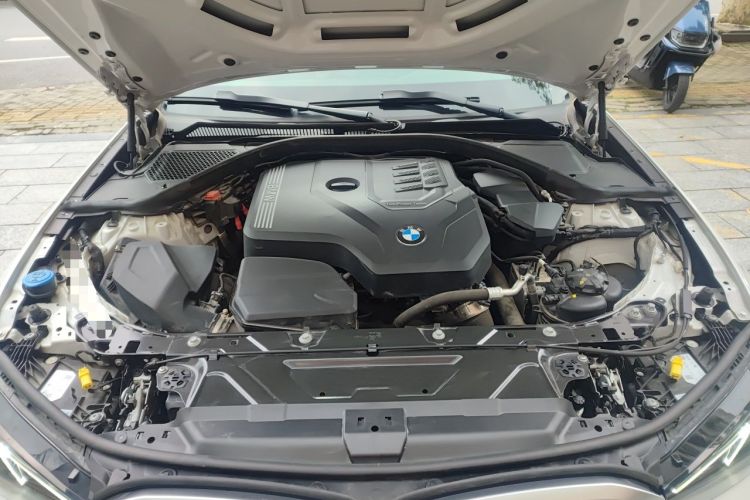 Used BMW 3 Series 2023 325i M Sport Night Edition Package Engine Bay