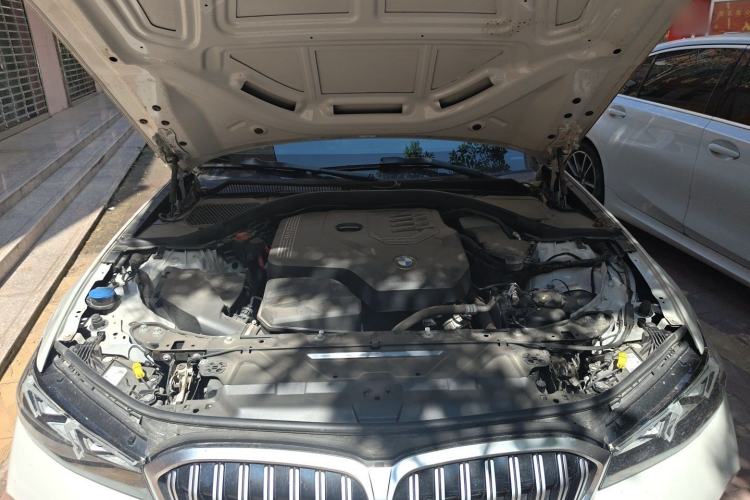 Used BMW 3 Series 2023 320i M Sport Package Engine Bay
