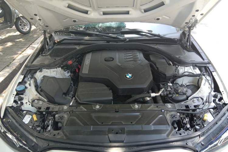 Used BMW 3 Series 2023 325Li M Sport Package Engine Bay