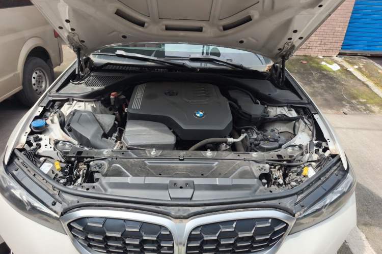 Used BMW 3 Series 2023 325Li M Sport Package Engine Bay