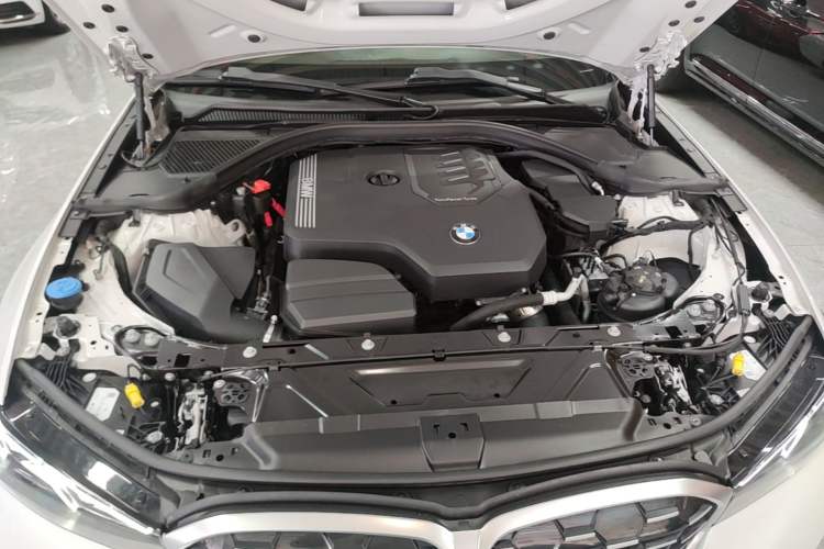 Used BMW 3 Series 2023 325Li M Sport Package Engine Bay