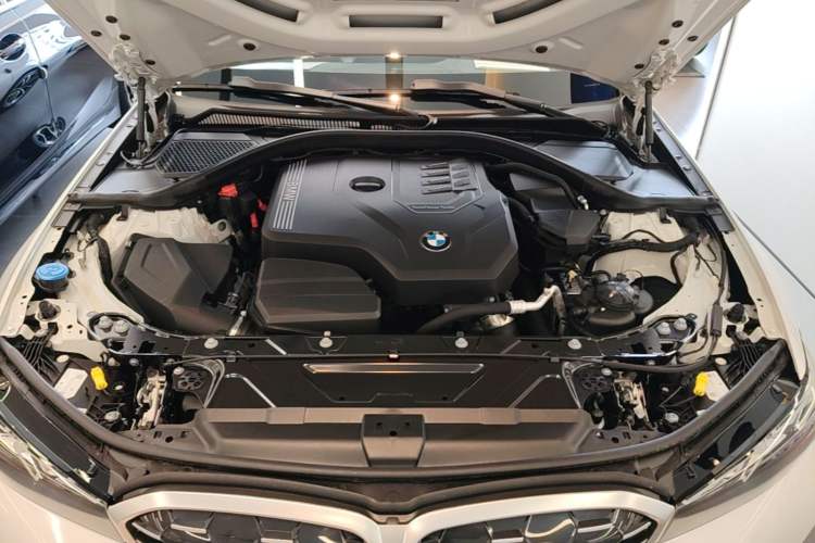 Used BMW 3 Series 2023 325Li M Sport Package Engine Bay