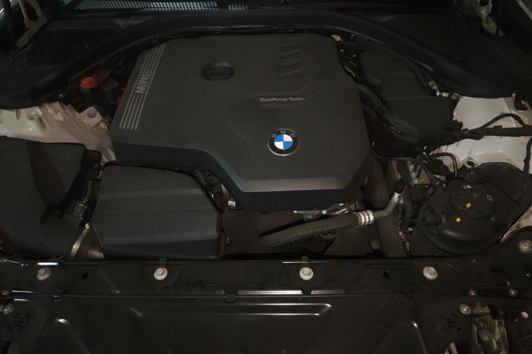Used BMW 3 Series 2023 325i M Sport Package Engine Bay