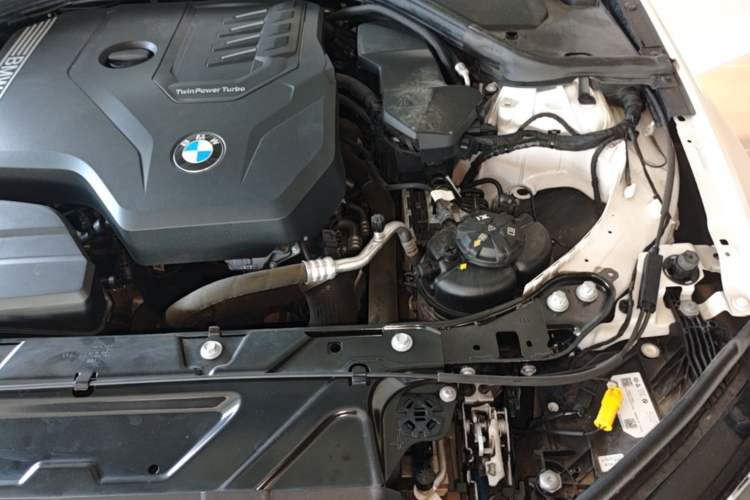 Used BMW 3 Series 2023 320Li M Sport Package Engine Bay Left
