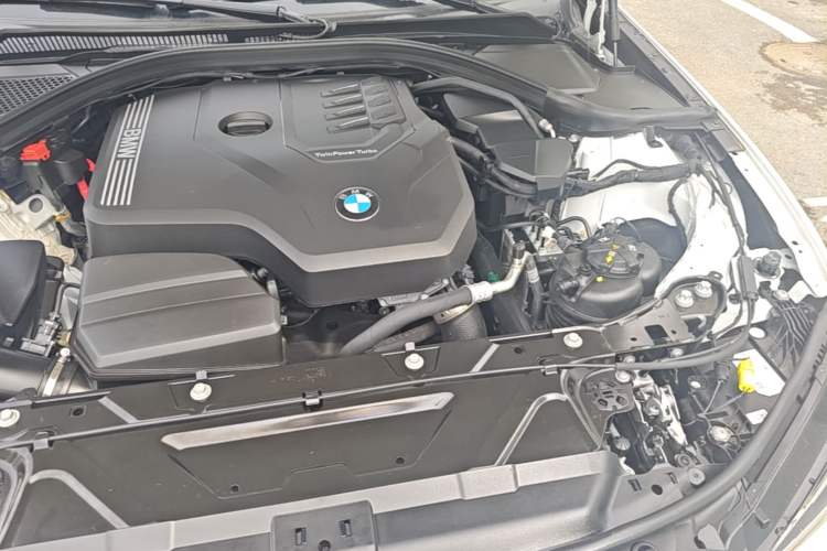 Used BMW 3 Series 2023 320Li M Sport Package Engine Bay Left