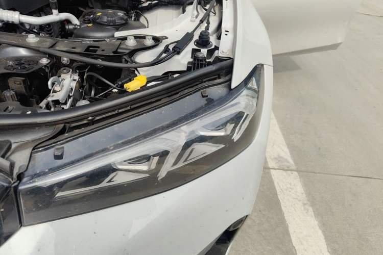 Used BMW 3 Series 2023 325Li M Sport Night Edition Package Engine Bay Left