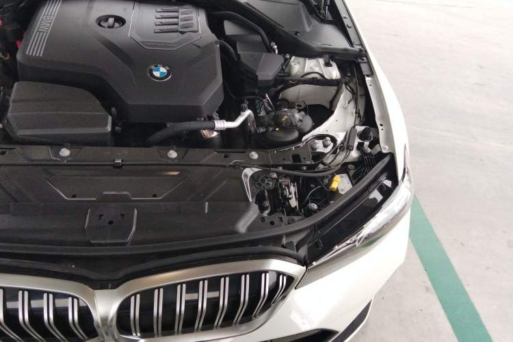 Used BMW 3 Series 2023 320Li M Sport Package Engine Bay Left