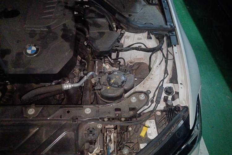 Used BMW 3 Series 2023 325Li M Sport Night Edition Package Engine Bay Left
